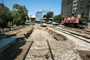 Αχαΐα: «Χειρόφρενο» σε Προαστιακό και Οδοντωτό, τι εκμυστηρεύτηκε στην «Π» εργαζόμενος της Hellenic Train