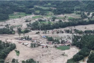 Ινδονησία: 442 νεκροί και πάνω από 400 αγνοούμενοι