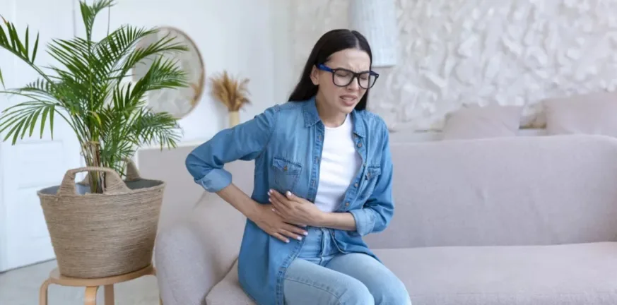 Οι χημικές ουσίες που χρησιμοποιούνται συχνά στο στεγνό καθάρισμα μπορεί να τριπλασιάζουν τον κίνδυνο σοβαρής ηπατικής βλάβης