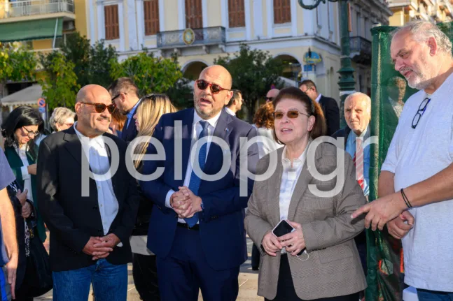 Μενδώνη και Φωτήλας στην πλατεία Γεωργίου: Τα ιστορικά σιντριβάνια της Πάτρας αποκτούν νέα λάμψη- Αυτοψία στο έργο ΦΩΤΟ