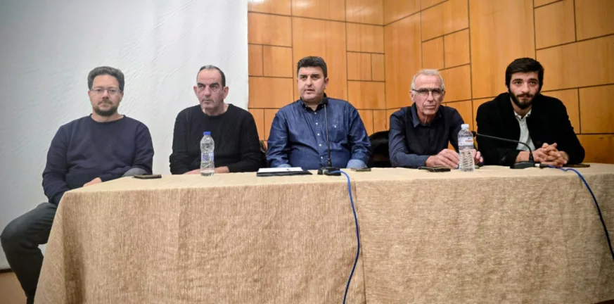 Σύσκεψη των αγροτών στα Φάρσαλα: Θέλουν να στήσουν ενιαίο μπλόκο στη Νίκαια, ΦΩΤΟ, ΒΙΝΤΕΟ