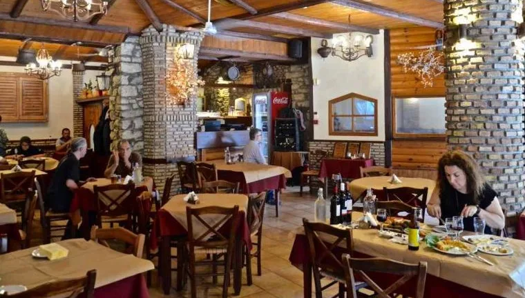 Αιγιάλεια και Καλάβρυτα ετοιμάζουν πρόγραμμα για ανταλλαγή εργαζομένων καλοκαίρι-χειμώνα