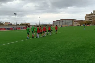 Ερασιτεχνικό: Οπαδός μπήκε στο γήπεδο και χτύπησε στο πρόσωπο τερματοφύλακα!