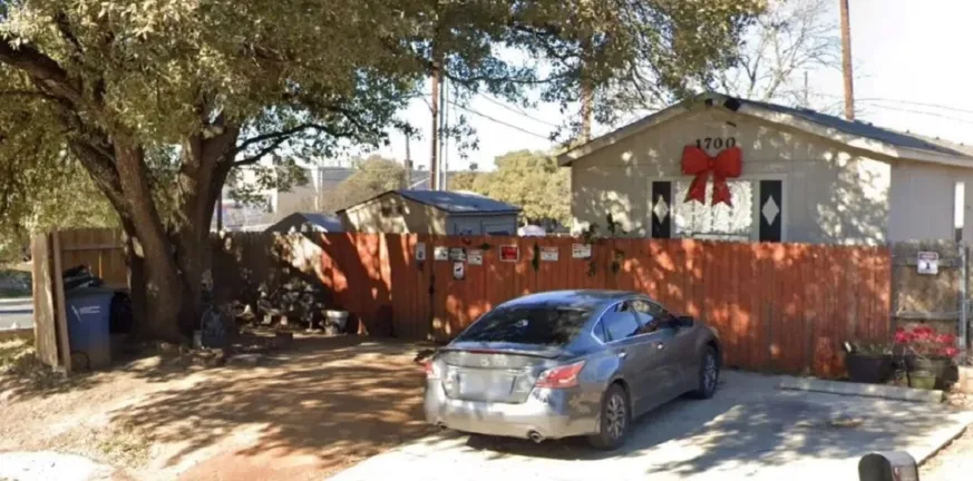 Τέξας: Οικογένεια κρατούσε για μήνες αλυσοδεμένη γυναίκα και την βασάνιζε - «Έπαιζαν» μαζί της για μήνες