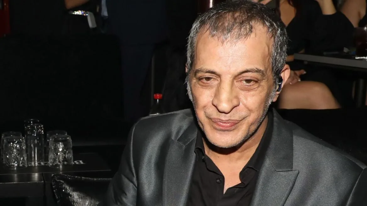 «Εγώ τραγουδάω! Eγώ τον ξέρω μια χαρά. Δεν ζητάω από τον κόσμο το ποινικό μητρώο του»! Ο Αδαμαντίδης για τον αρχηγό της εγκληματικής οργάνωσης «Εγώ τραγουδάω! Eγώ τον ξέρω μια χαρά. Δεν ζητάω από τον κόσμο το ποινικό μητρώο του»! Ο Αδαμαντίδης για τον αρχηγό της εγκληματικής οργάνωσης