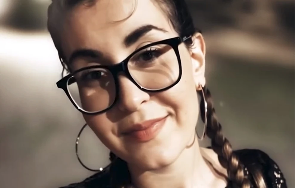 ΒΙΝΤΕΟ με θύματα γυναικοκτονιών να «ζωντανεύουν» μέσω Τεχνητής Νοημοσύνης