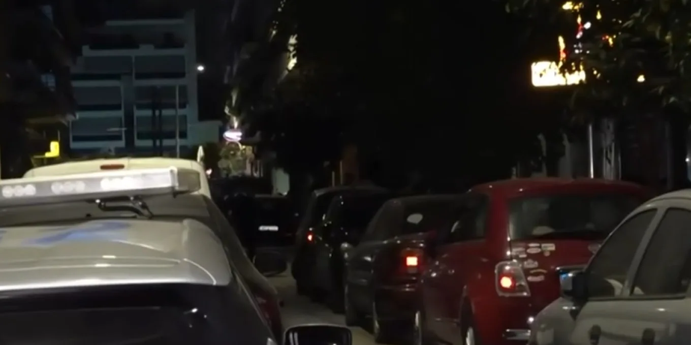 Καισαριανή: Από εμπρηστικό μηχανισμό η φωτιά σε καφετέρια Καισαριανή: Από εμπρηστικό μηχανισμό η φωτιά σε καφετέρια