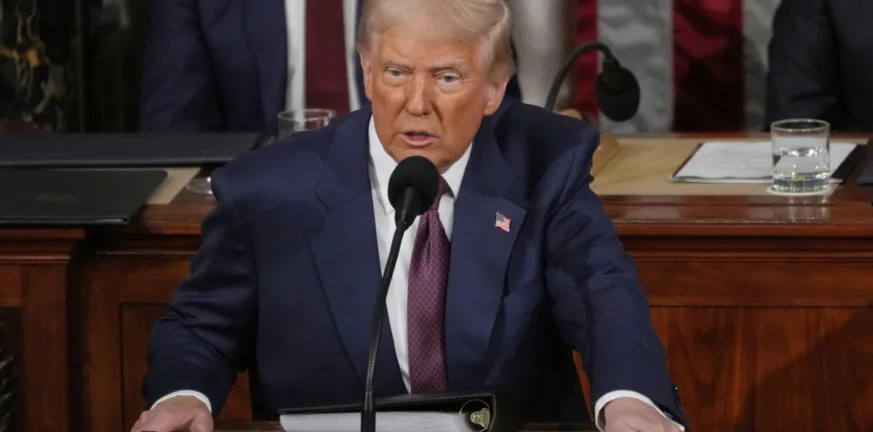 Πιέσεις στον Τραμπ ενόψει πιθανής ψηφοφορίας για τα αρχεία Έπσταϊν στο Κογκρέσο