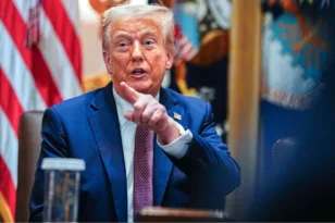 Εξαλλος ο Τραμπ με τον Ζελένσκι, έξαλλος με τους Ευρωπαίους!