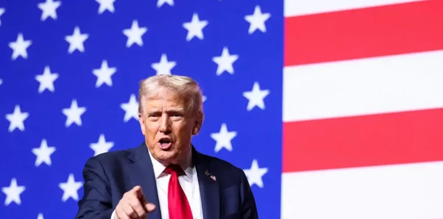 Απειλή Τραμπ σε BBC με αγωγή 1 δισ. δολαρίων, μήνυσε CBS, CNN και Wall Street Journal!