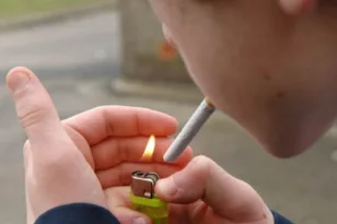 Πολύ ακριβά θα πληρώσει γυναίκα ιδιοκτήτρια περιπτέρου τα τσιγάρα που πούλησε σε ανήλικους