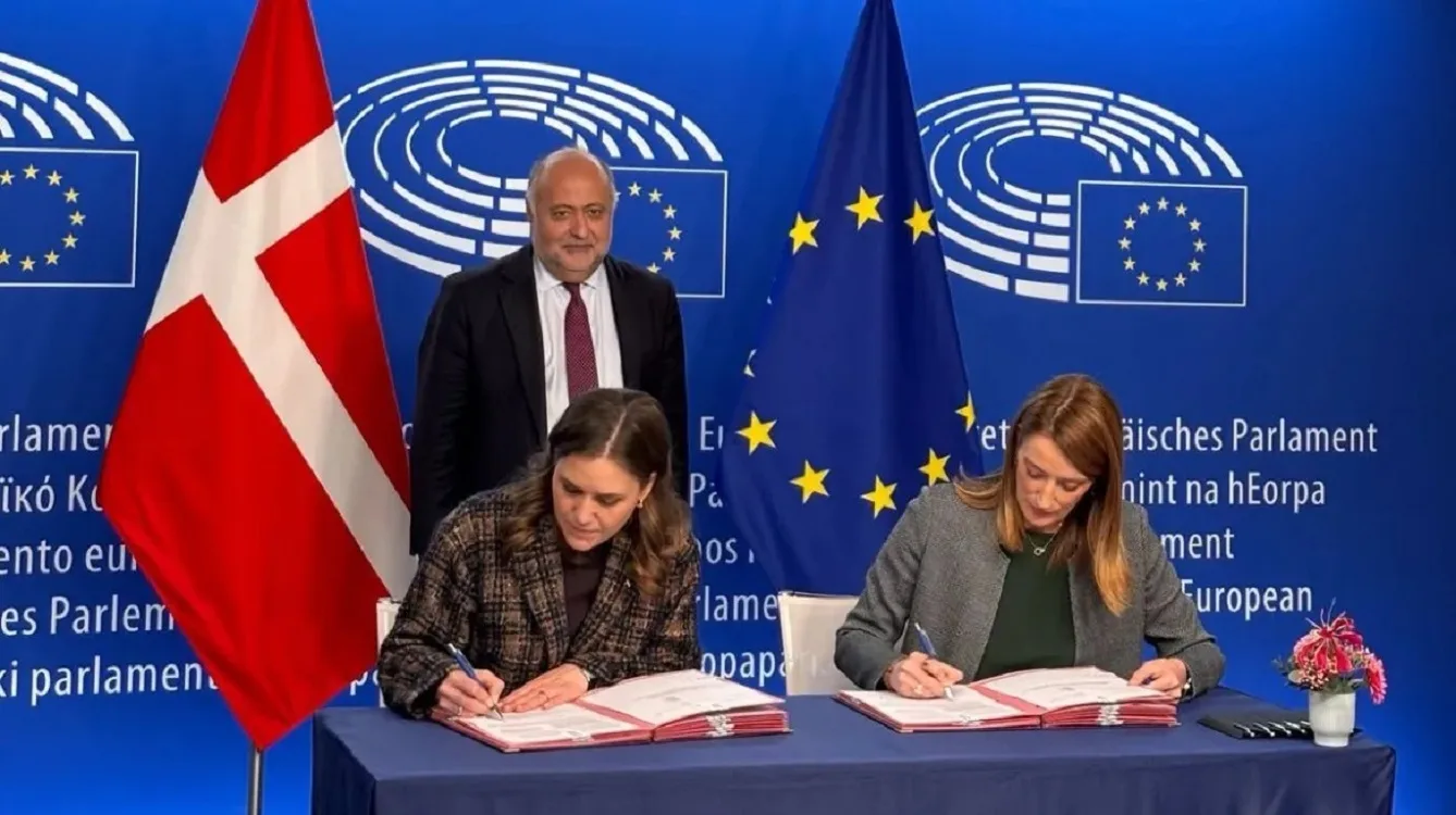 Σε ισχύ το πακέτο Τσιόδρα για τα χημικά: Υπεγράφησαν τα τρία νομοθετήματα στην Ε.Ε. Σε ισχύ το πακέτο Τσιόδρα για τα χημικά: Υπεγράφησαν τα τρία νομοθετήματα στην Ε.Ε.