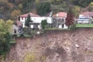 Κακοκαιρία «Adel»: Τεράστια κατολίσθηση στα Τζουμέρκα - Σπίτια “κρέμονται στον αέρα”