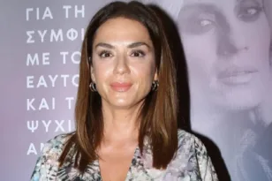 Βάσω Λασκαράκη: «Μαζευτήκαμε σπίτι με πίτσες και σουβλάκια για την πρεμιέρα του “Σόι σου”»