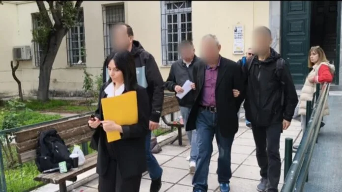 Οι καταθέσεις «καίνε» τον λιμενικό, κατηγορείται για ασέλγεια σε ανήλικους, ΦΩΤΟ