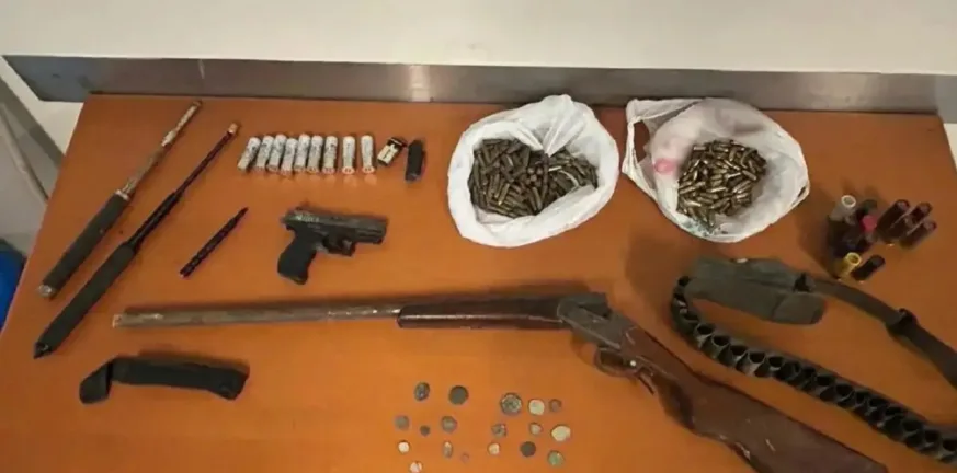 Σαρωτικές έρευνες στα Βορίζια: 48 σπίτια και 21 μαντριά στο μικροσκόπιο - 7 συλλήψεις και δεκάδες προσαγωγές για το μακελειό ΦΩΤΟ