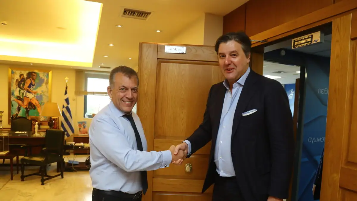 Μποντιρόγκα: Από τον Μητσοτάκη στον Βρούτση! ΦΩΤΟ Μποντιρόγκα: Από τον Μητσοτάκη στον Βρούτση! ΦΩΤΟ