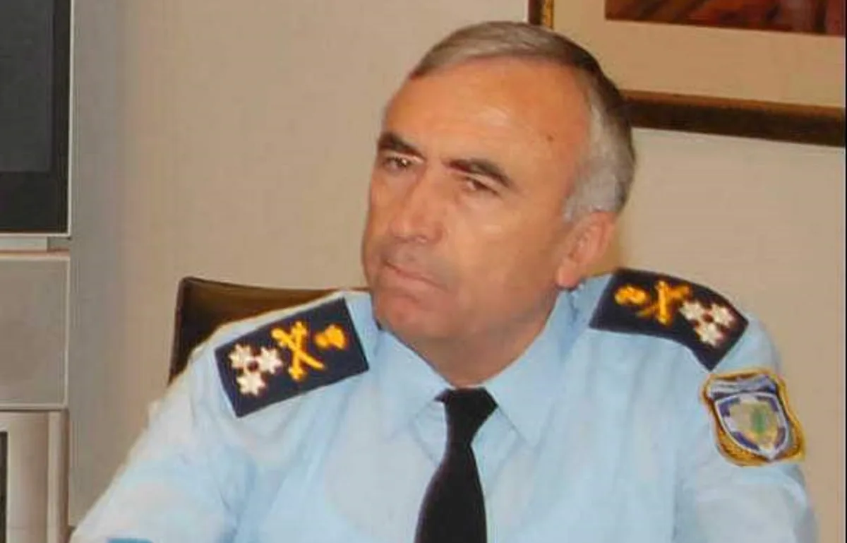 «Αφοπλισμός σε 10 ημέρες!» - Ο αντιστράτηγος Χρήστος Δρακόπουλος για την Κρήτη, τους πυροβολισμούς και την ευθύνη της πολιτικής «Αφοπλισμός σε 10 ημέρες!» - Ο αντιστράτηγος Χρήστος Δρακόπουλος για την Κρήτη, τους πυροβολισμούς και την ευθύνη της πολιτικής