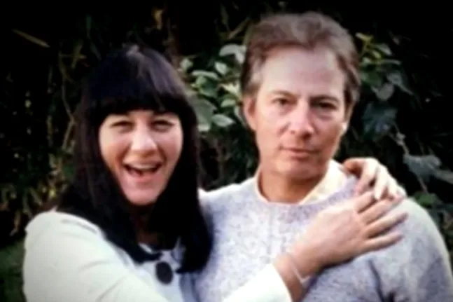 «Τους σκότωσα όλους»! Αυτός είναι ο κληρονόμος που ξέχασε ότι φορούσε μικρόφωνο στα γυρίσματα ντοκιμαντέρ και ομολόγησε φόνους! ΒΙΝΤΕΟ