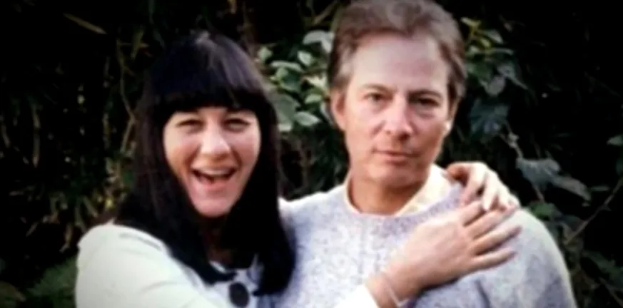 «Τους σκότωσα όλους»! Αυτός είναι ο κληρονόμος που ξέχασε ότι φορούσε μικρόφωνο στα γυρίσματα ντοκιμαντέρ και ομολόγησε φόνους! ΒΙΝΤΕΟ