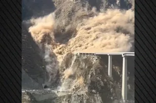 Στην Κίνα γέφυρα κατέρρευσε σαν χάρτινος πύργος! ΒΙΝΤΕΟ