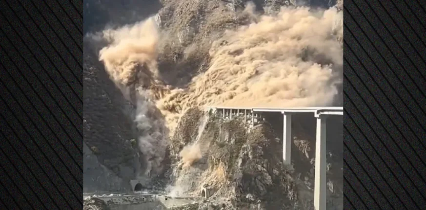Στην Κίνα γέφυρα κατέρρευσε σαν χάρτινος πύργος! ΒΙΝΤΕΟ