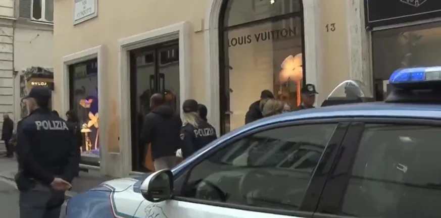 Ιταλία: Λήστεψαν αποθήκη της Louis Vuitton στο κέντρο της Ρώμης ΒΙΝΤΕΟ