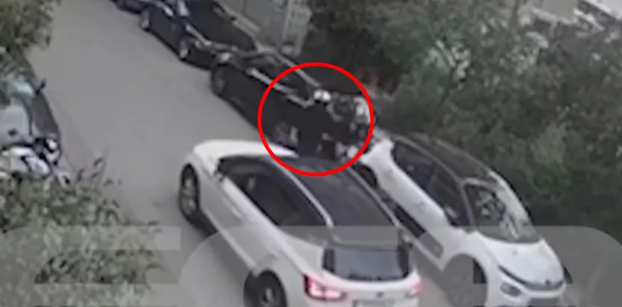 Σε βίντεο καταγράφονται οι στιγμές πριν από την καταδίωξη στον Νέο Κόσμο και τον θανάσιμο ξυλοδαρμό του 58χρονου