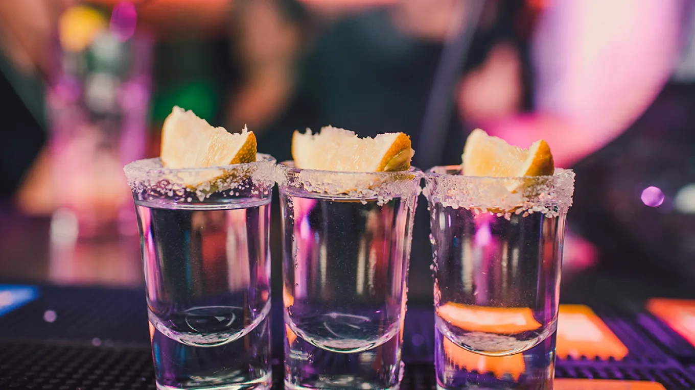 Ηράκλειο: Στο νοσοκομείο 17χρονος από μέθη σε σχολική εκδρομή - Τρεις συλλήψεις