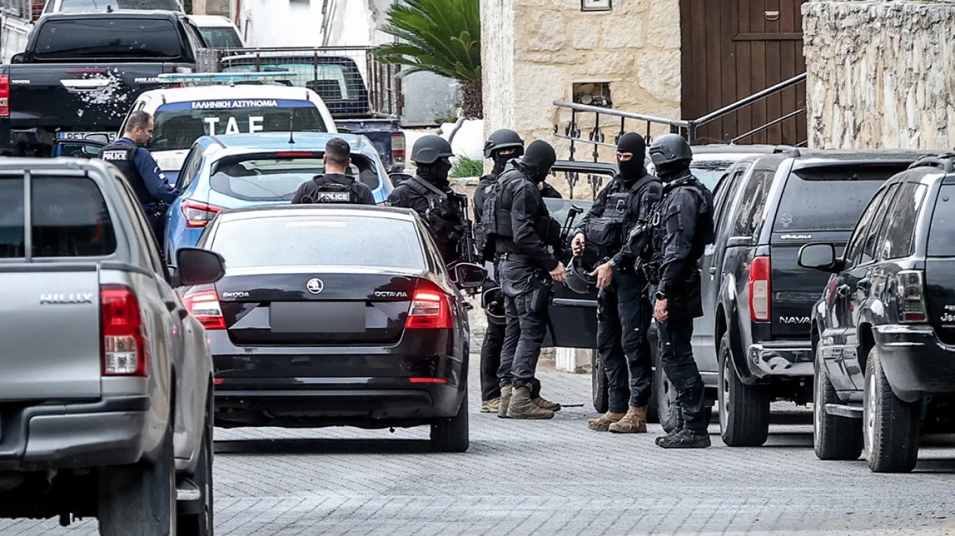 «Όλοι είχαν όπλα και πυροβολούσαν το κοπέλι μου και μου το σκότωσαν», κατάθεση που «καίει» για τα Βορίζια «Όλοι είχαν όπλα και πυροβολούσαν το κοπέλι μου και μου το σκότωσαν», κατάθεση που «καίει» για τα Βορίζια