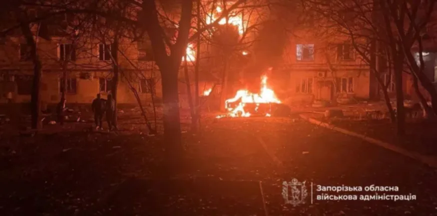 «Κόλαση» στη Ζαπορίζια: Μαζική ρωσική επίθεση με drones ΦΩΤΟ-ΒΙΝΤΕΟ