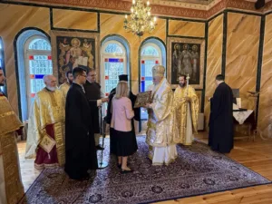 Τιμητική βράβευση της Αναστασίας Κουμούση από την Ιερά Μητρόπολη Καλαβρύτων και Αιγιαλείας