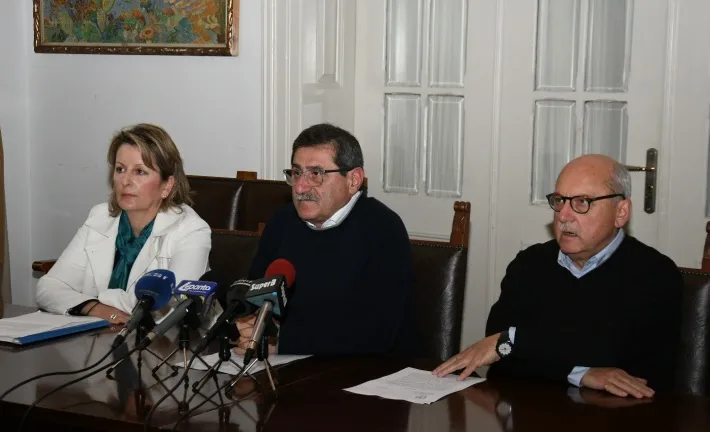 Πάτρα - τρένο: Με μια στοίβα επιχειρήματα περιμένει ο Πελετίδης τον Κυρανάκη, δεν βλέπουν δεύτερη επιλογή