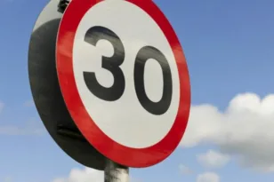 Αλλάζουν τα όρια ταχύτητας από την 1η Ιανουαρίου, τι να προσέξετε
