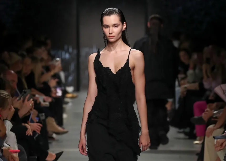 Οι Αναδυόμενες Χώρες Αναλαμβάνουν την Πρωτοβουλία στη Μόδα Οι Αναδυόμενες Χώρες Αναλαμβάνουν την Πρωτοβουλία στη Μόδα