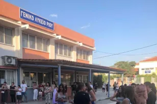 Πάτρα – Γυμνάσιο Ρίου: Έριξαν δυναμιτάκι στο σχολείο! – Ευχαριστήριο της Διευθύντριας στην ΕΛΑΣ