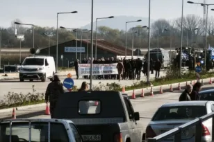 Αγρότες Αιτωλοακαρνανίας: Γενικό μπλόκο στο Αγγελόκαστρο