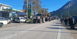 Αγρότες Αιτωλοακαρνανίας: Γενικό μπλόκο στο Αγγελόκαστρο Αγρότες Αιτωλοακαρνανίας: Γενικό μπλόκο στο Αγγελόκαστρο