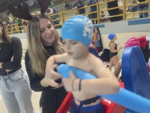 Ο Αγιος Βασίλης στο κολυμβητήριο «Α. Πεπανός» για τα παιδιά της ΝΕΠ - Φωτογραφίες