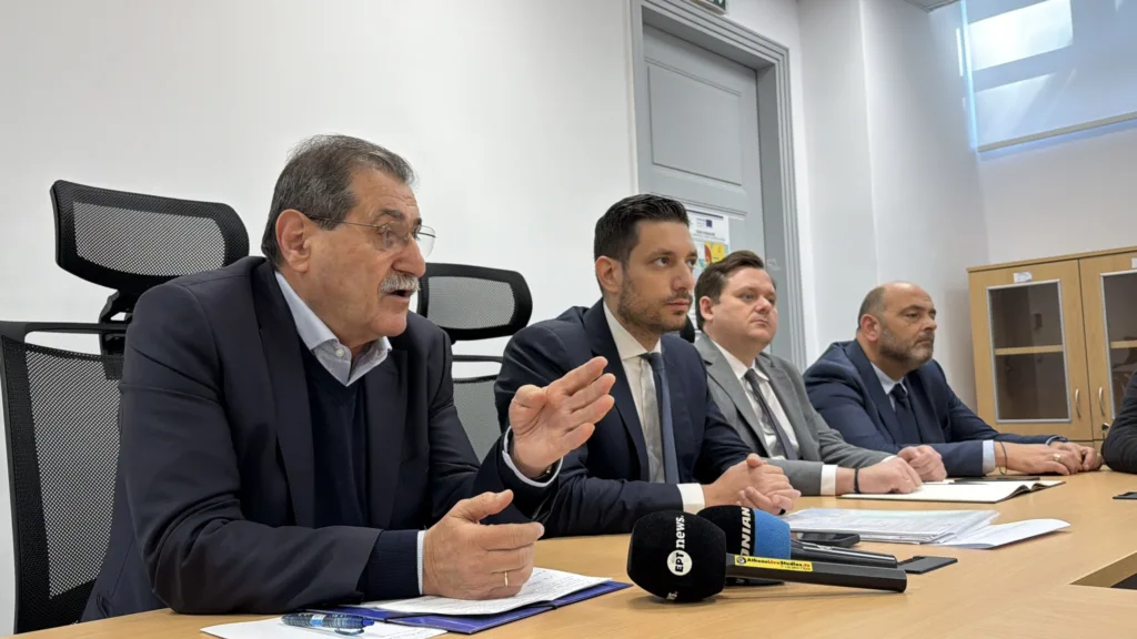 Η Πάτρα σε σταυροδρόμι για το μέλλον της: Ωρα αποφάσεων για το τρένο