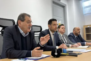 Πάτρα – Τρένο: Μια αλήθεια που άργησε, μια πρόταση «μισή» και μια πόλη ξανά στο μεταίχμιο