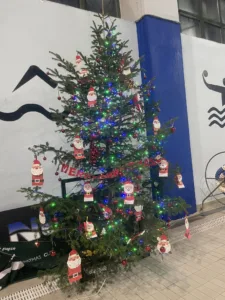 Ο Αγιος Βασίλης στο κολυμβητήριο «Α. Πεπανός» για τα παιδιά της ΝΕΠ - Φωτογραφίες