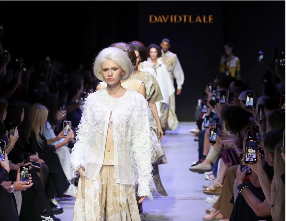 Οι Αναδυόμενες Χώρες Αναλαμβάνουν την Πρωτοβουλία στη Μόδα Οι Αναδυόμενες Χώρες Αναλαμβάνουν την Πρωτοβουλία στη Μόδα