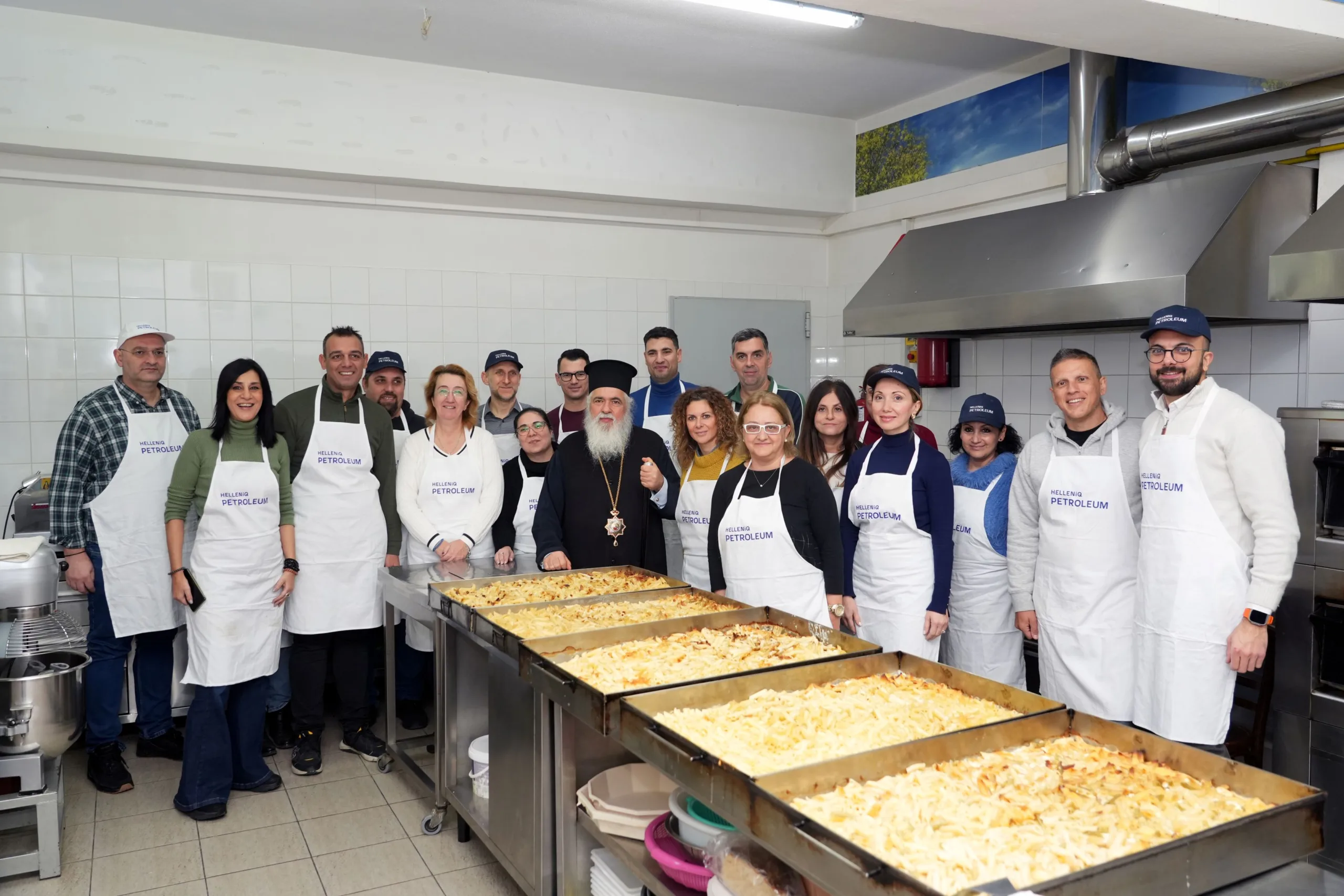 HELLENiQ ENERGY: Χριστούγεννα προσφοράς και έμπρακτης στήριξης στις τοπικές κοινωνίες