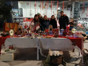 Αίγιο: τα δημοτικά σχολεία σε εορταστικά μπαζάρ