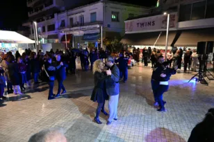 Αργεντίνικο χρώμα στην κεντρική πλατεία του Αιγίου!