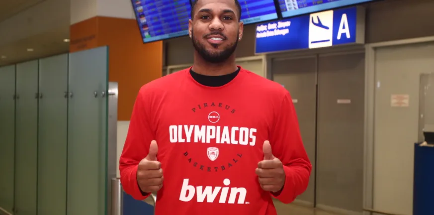 Ολυμπιακός - Μόρις: «Ο Μπαρτζώκας μού ζήτησε να κάνω το παιχνίδι μου, να μην ξαναγυρίσω στο ΝΒΑ»