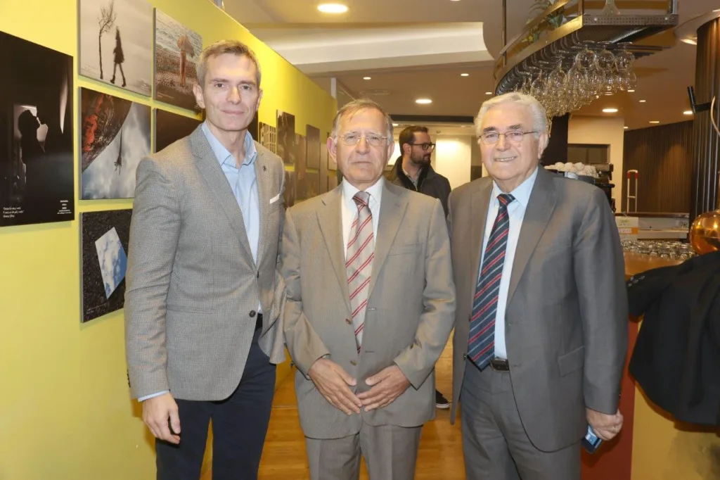 Ο Φοίβος Καρακίτσος παρουσίασε το νέο του βιβλίο στον «Ιανό»