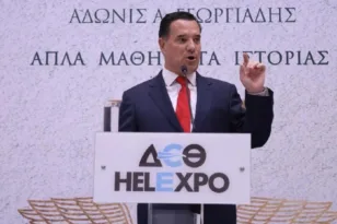 Γιατί έγραψε το νέο του βιβλίο στο πολυτονικό: Η απάντηση του Άδωνι Γεωργιάδη