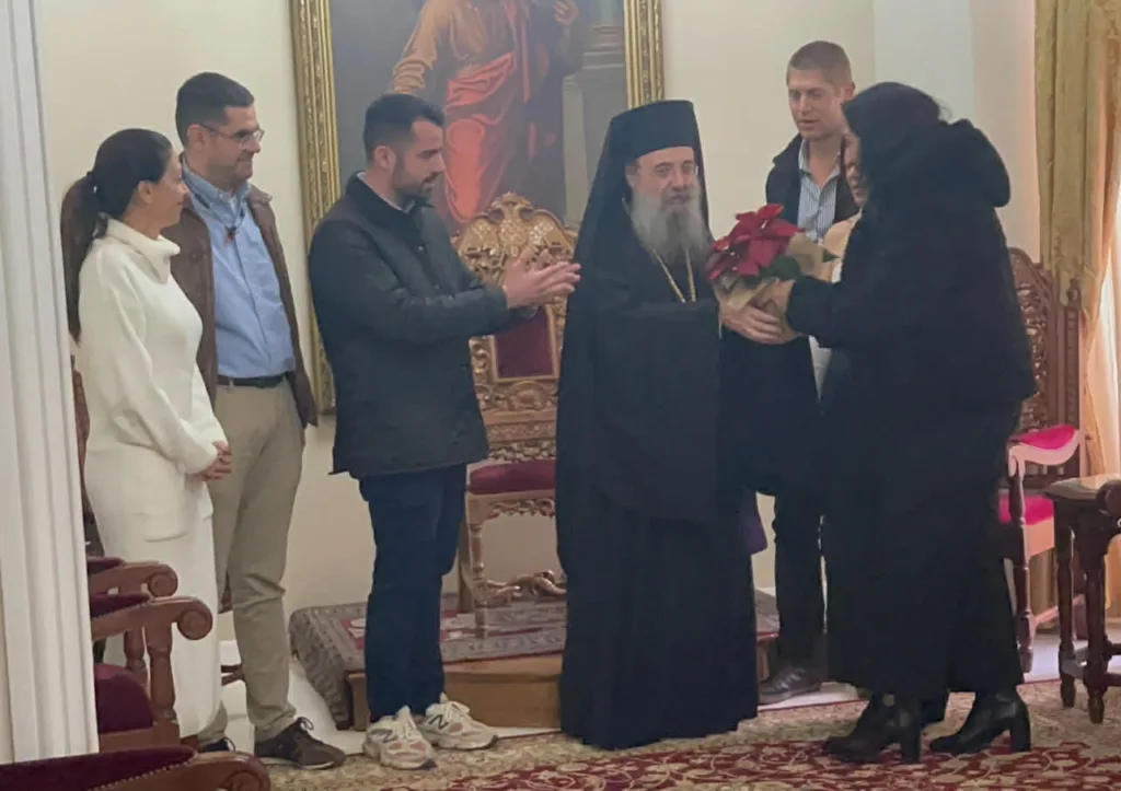 Σύλλογος Αρκάδων Πάτρας «Θεόδωρος Κολοκοτρώνης»: Επίσκεψη στο Κωνσταντοπούλειο και ανταλλαγή ευχών με τον Μητροπολίτη, ΦΩΤΟ